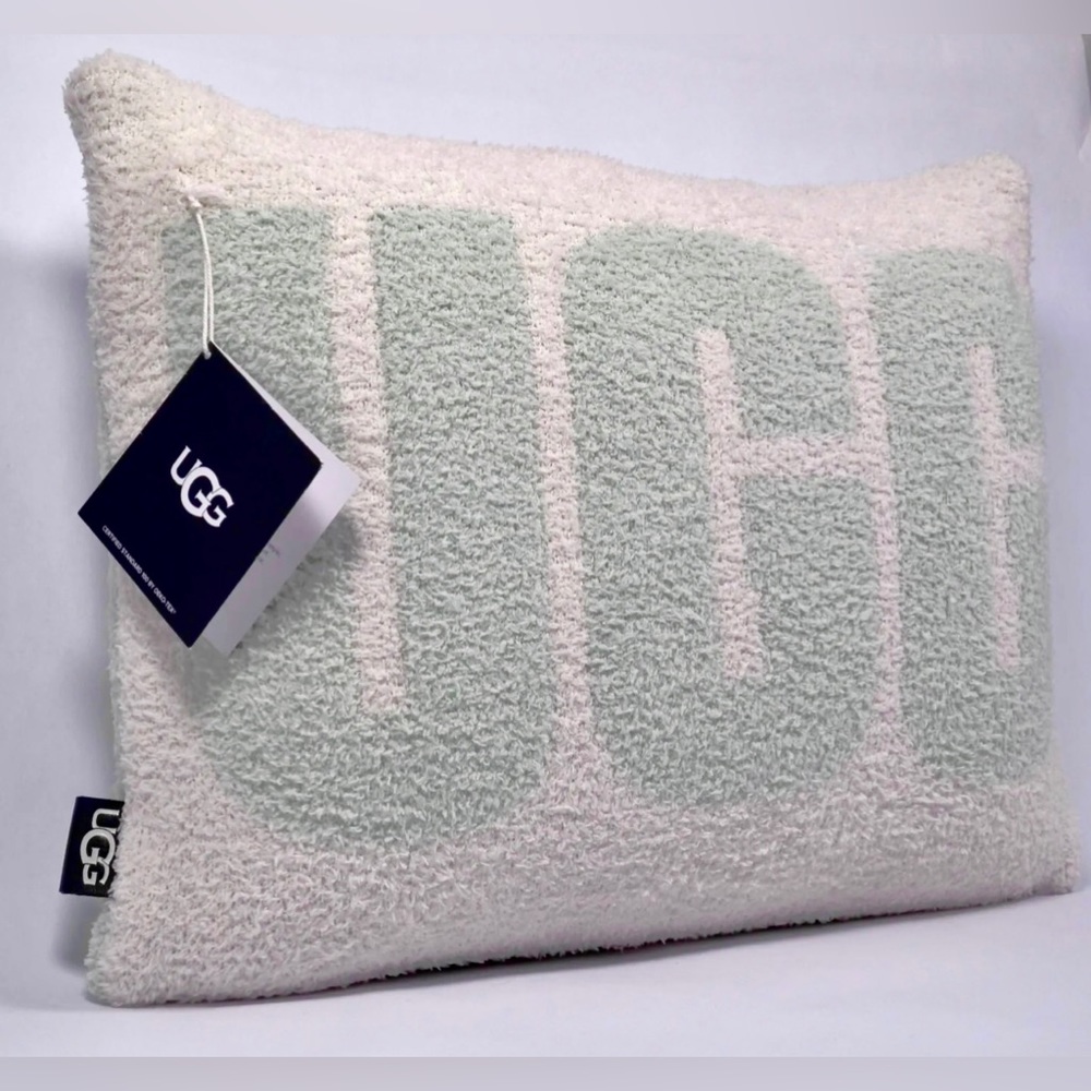 NWT UGG Poppy Logo Throw Pillow Mint Green and White reversible - Picture 2 of 10
